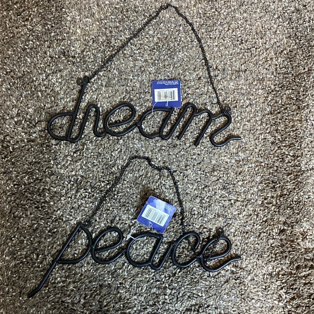 Garden Gate Designs Word Wall Hangings “dream” & “peace” NWT